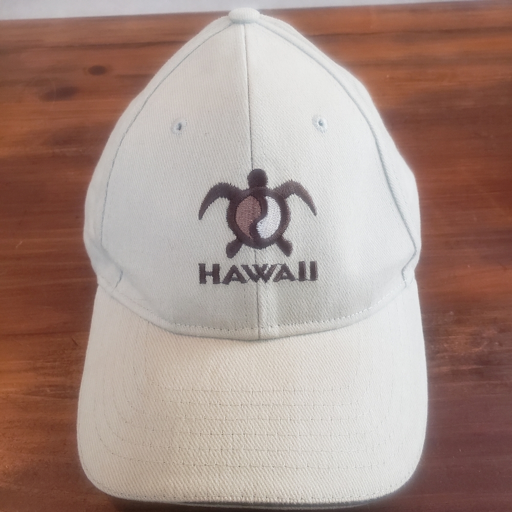 Hawaii Turtle cap tan and brown
